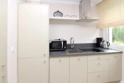 2-pokojowe mieszkanie 53 m² na Powstańców Śląskich we Wrocławiu - miniatura 4