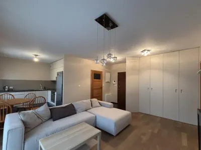 2-pokojowe mieszkanie 52 m² Ogrody Hallera, Wrocław - miniatura 3