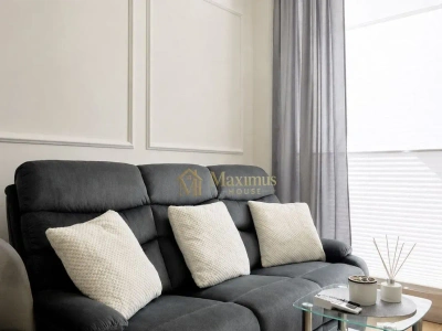 Dwupokojowy apartament z balkonem przy Chmielnej w centrum Warszawy - miniatura 3