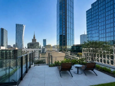 Dwupokojowy apartament z balkonem przy Chmielnej w centrum Warszawy - miniatura 8