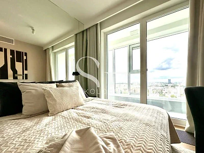 Czteropokojowy apartament 130 m² przy Grzybowskiej, Warszawa - Mirów - miniatura 9