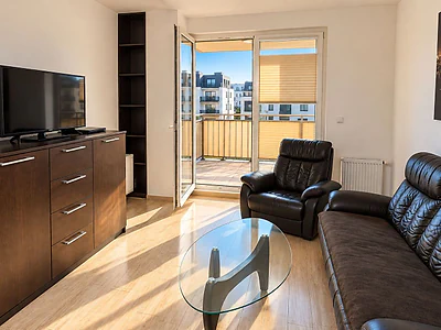 2-pokojowy apartament na Białołęce, ul. Leona Berensona, balkon i winda - miniatura 4