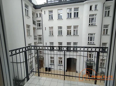 Biuro 75 m2 z balkonem do wynajęcia – Warszawa, Śródmieście Południowe - miniatura 5