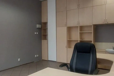 Lokal użytkowy na Pradze Północ – biuro lub cicha działalność - miniatura 4