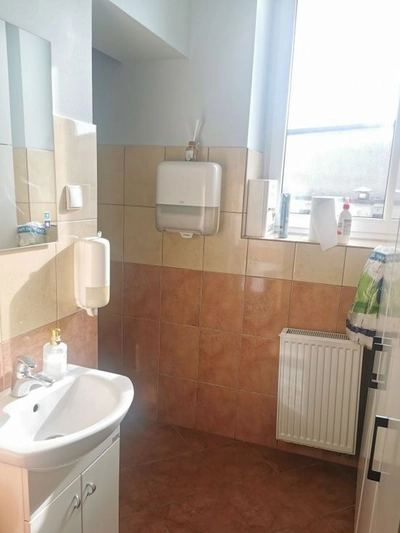 Atrakcyjna powierzchnia biurowa na wynajem - 89 m² - miniatura 10