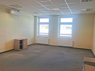 Atrakcyjna powierzchnia biurowa na wynajem - 89 m² - miniatura 1