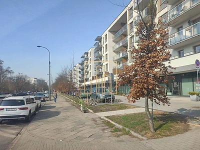 Wykończony lokal biurowy 67 m² Grochów z witryną i parkingiem - miniatura 4
