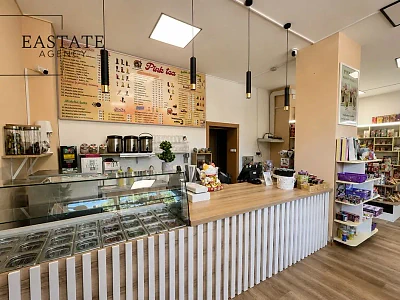 Lokal użytkowy 72 m² z witrynami i ogródkiem na Kabatach - miniatura 1