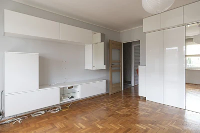 Dwupokojowe mieszkanie 46 m² z balkonem i piwnicą – Gdynia, Sokola - miniatura 3