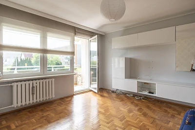Dwupokojowe mieszkanie 46 m² z balkonem i piwnicą – Gdynia, Sokola - miniatura 2