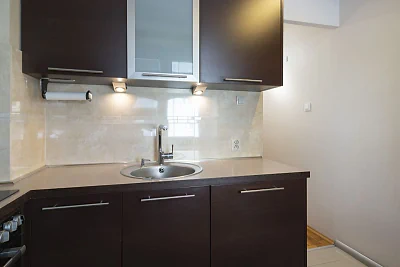 Dwupokojowe mieszkanie 46 m² z balkonem i piwnicą – Gdynia, Sokola - miniatura 8