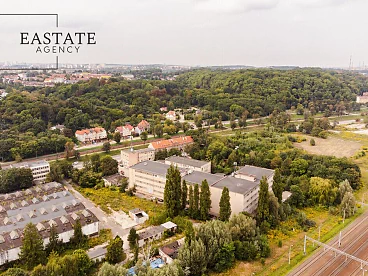 Magazyn 568 m² z rampą i windą towarową – Gdańsk, Orunia-Św. Wojciech-Lipce - miniatura 2