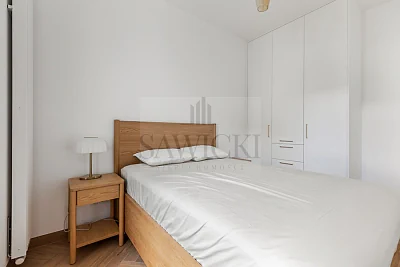 Mieszkanie 45 m² na wynajem – Wola, Chmielna, balkon i garaż - miniatura 7