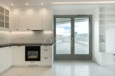 Czteropokojowy apartament 100 m² w Żurawiach, Gdańsk – taras i garaż - miniatura 4