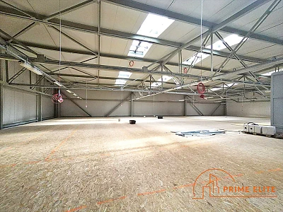 Magazyn 200 m² w Piasecznie z rampą i windą towarową - miniatura 2