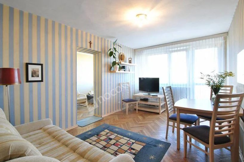 Trzypokojowe mieszkanie 46 m² na wynajem – Gdańsk Żabianka, Pomorska - zdjęcie 1