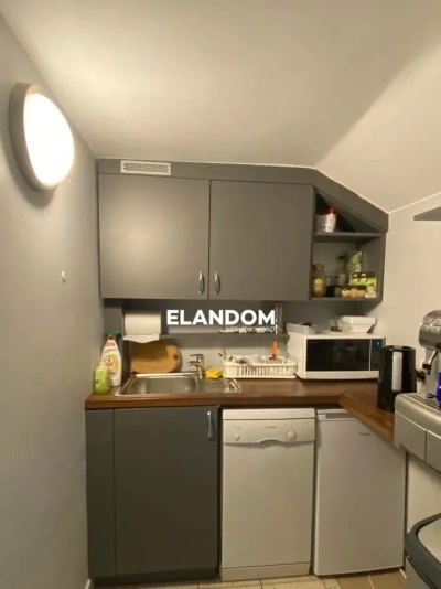 Biuro 35 m² w centrum Józefowa, blisko PKP i z dużym parkingiem - miniatura 5