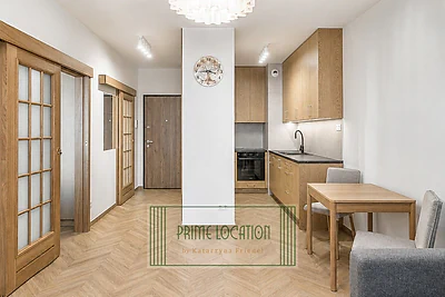 Nowoczesne mieszkanie 43 m² na wynajem – Nowa Praga, Kotsisa - miniatura 3