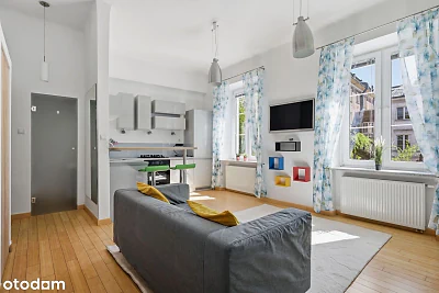 Dwupokojowy apartament 42 m² przy Nowym Świecie, Warszawa - miniatura 2