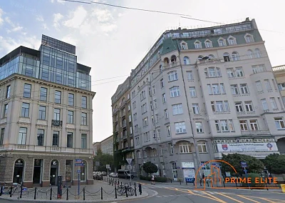 Biuro 170 m2 w kamienicy przy Pl. Zbawiciela, Warszawa Śródmieście - miniatura 1