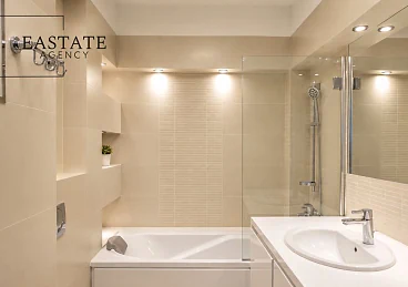 2-pokojowy apartament z balkonem i garażem, ul. Pańska, Warszawa Śródmieście Północne - miniatura 4