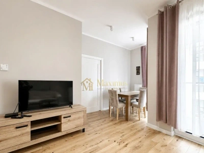 Warszawa Wola, ul. Marcina Kasprzaka – 2 pokoje, balkon, klima, garaż - miniatura 3