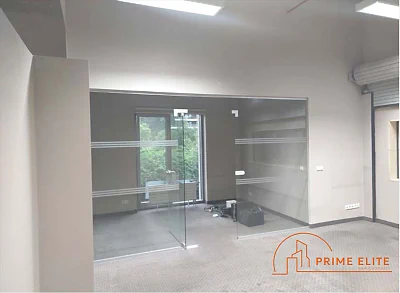 Biuro 84 m² do wynajęcia w Śródmieściu przy Grzybowskiej, obok Hiltona - miniatura 5