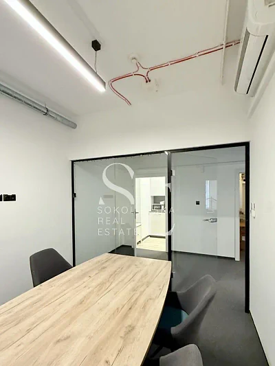 Biuro 92 m² na Woli przy ul. Żelaznej, naprzeciw Mennicy - miniatura 5