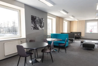 Lokal usługowy pod działalność edukacyjną – Gdynia Śląska, 539 m² - miniatura 7