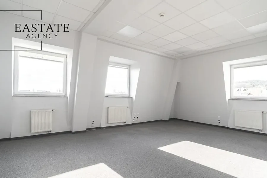 Biuro 33 m² w Gdańsku Oliwie przy al. Grunwaldzkiej - zdjęcie 1