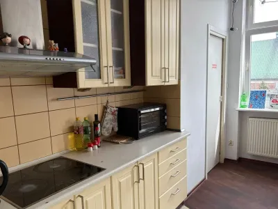 3-pokojowe mieszkanie z balkonem przy ul. Wałowej w Gdańsku - miniatura 2