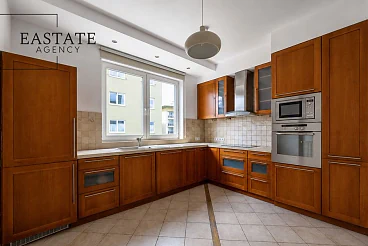 Czteropokojowy apartament 145 m² z basenem i 2 garażami – Górny Mokotów - miniatura 5