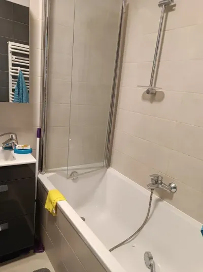Dwupokojowy apartament z balkonem na wynajem w Gdyni, ul. Zaruskiego - miniatura 4