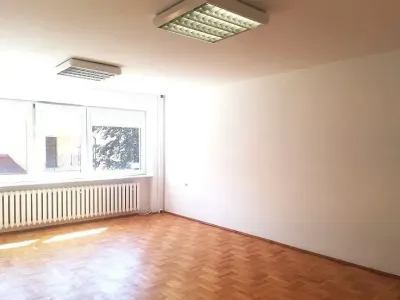 Powierzchnia biurowa 200 m² z garażem, Gdańsk Przymorze Małe - miniatura 4
