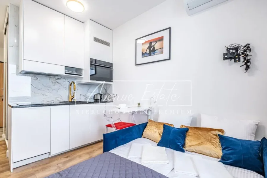 Studio 18 m² na wynajem – Wiktoryn, Warszawa Włochy, siłownia i sauna - zdjęcie 1