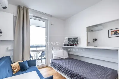 Studio 18 m² na wynajem – Wiktoryn, Warszawa Włochy, siłownia i sauna - miniatura 3