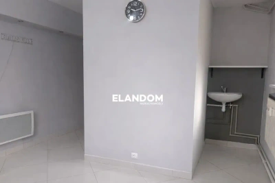 Lokal użytkowy 16 m² w Józefowie przy głównej trasie - miniatura 3