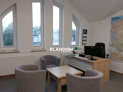 Lokal biurowy 118 m² w centrum Otwocka, blisko PKP - miniatura 1