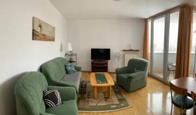 Dwupokojowe mieszkanie 53 m² na Saskiej Kępie, ul. Saska 1 - miniatura 1