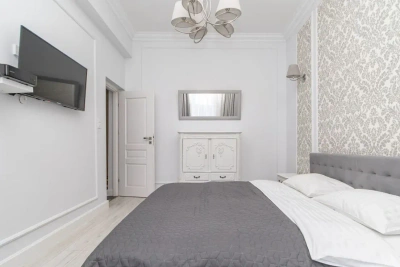 Dwupokojowe mieszkanie 45 m² na Śródmieściu Gdańska, ul. Długa - miniatura 8