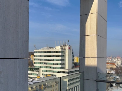 Biuro klasy A 760 m² w centrum Gdyni przy ul. Podolskiej - miniatura 9