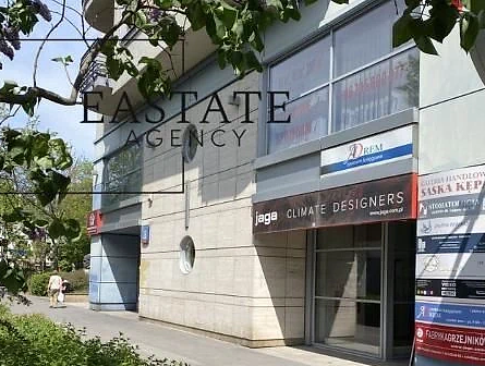 Lokal gastronomiczny 43,6 m² z witrynami i ogródkiem | Saska Kępa - zdjęcie 1