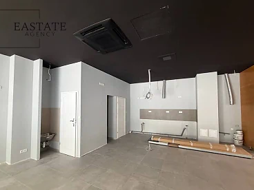 Lokal gastronomiczny 43,6 m² z witrynami i ogródkiem | Saska Kępa - miniatura 6