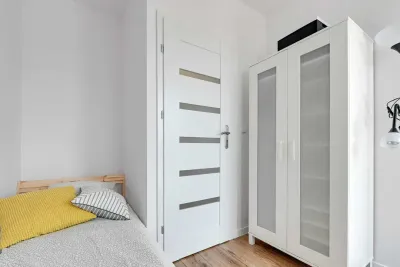 Pokój z balkonem na Zaspie w Gdańsku, blisko SKM - miniatura 1