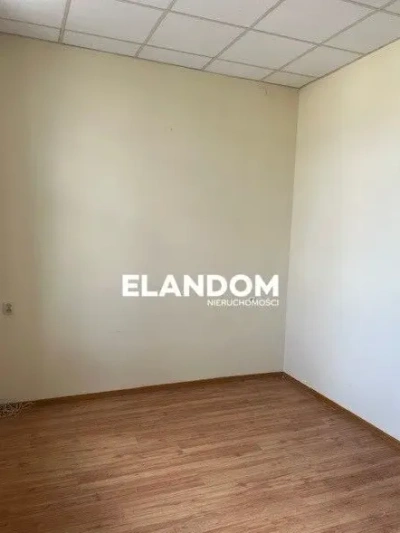 Lokal biurowy 12 m² w centrum Marki, 1. piętro - miniatura 3