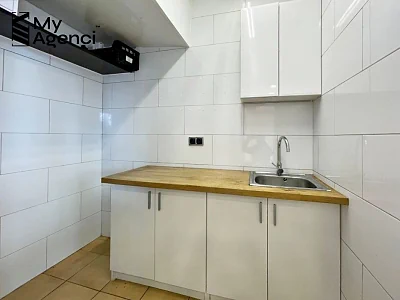 Lokal handlowy/usługowy z witryną – Gdynia Śródmieście, Obrońców Wybrzeża - miniatura 6