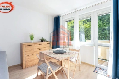 Studio 29 m² po remoncie na wynajem – Gdynia, ul. Pomorska - miniatura 4