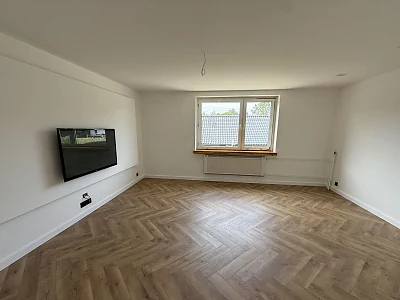 Dom jednorodzinny 165 m² po remoncie z ogródkiem i dwustanowiskowym garażem – Tarnowskie Góry - miniatura 10