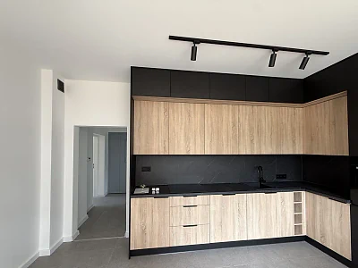 Dom jednorodzinny 165 m² po remoncie z ogródkiem i dwustanowiskowym garażem – Tarnowskie Góry - miniatura 2