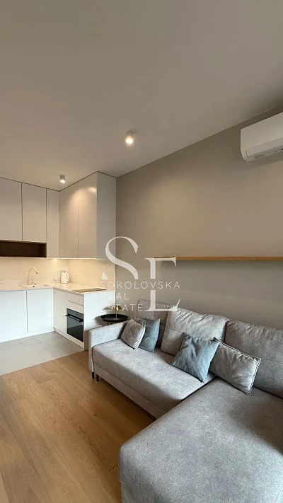 Dwupokojowy apartament Warszawa Czyste, Kolejowa, klimatyzacja i garaż - miniatura 1